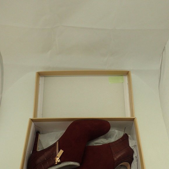 NIB Michael Kors MK 40F5SMHE6S Sammy bootie 5.5 - Picture 8 of 8